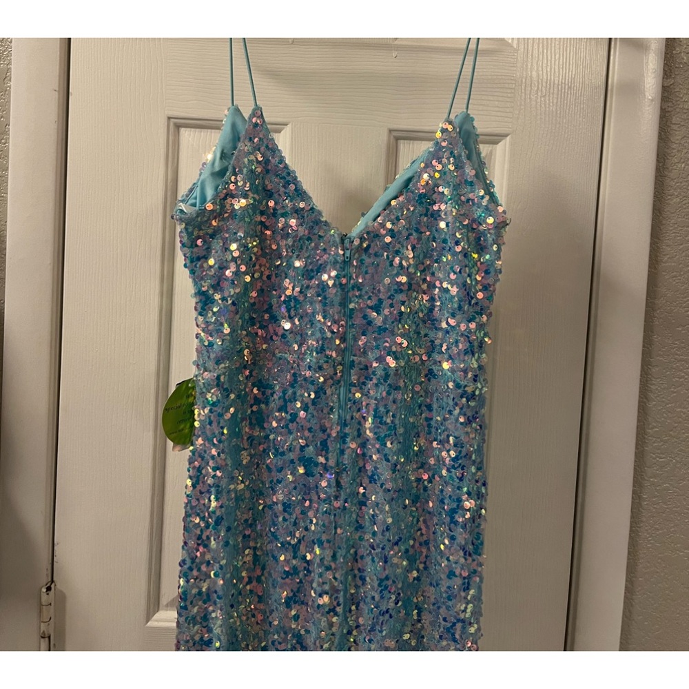 Prom dress. Party dress. Pageant dress. Sequins.